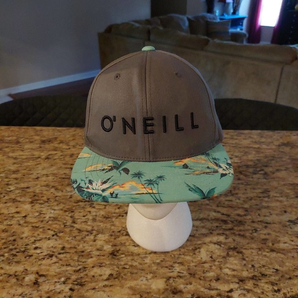 O'Neill Other - O'Neill Snapback Hat floral flat bill